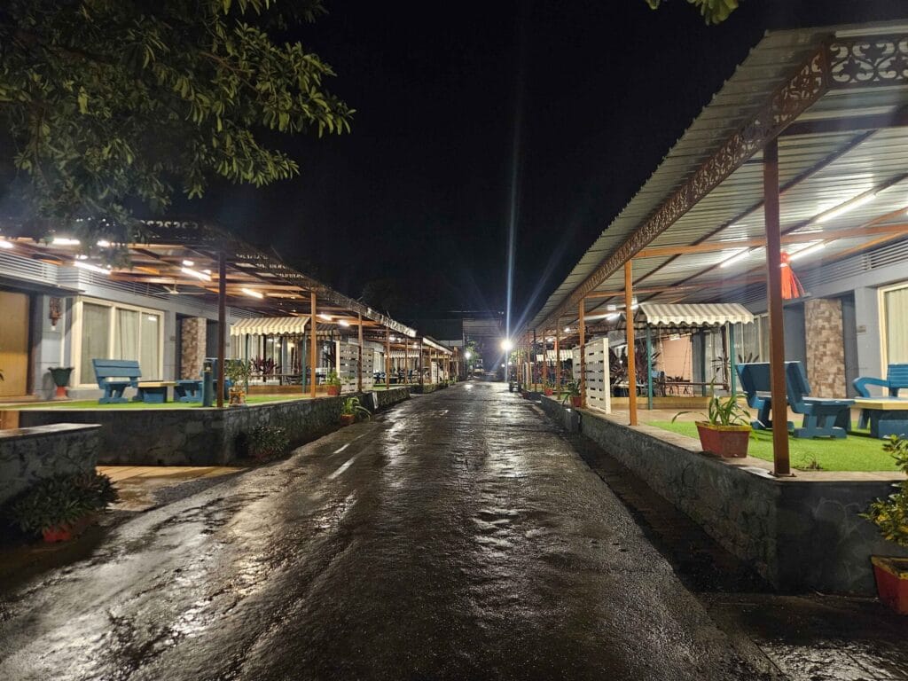 luxury resort near Mumbai